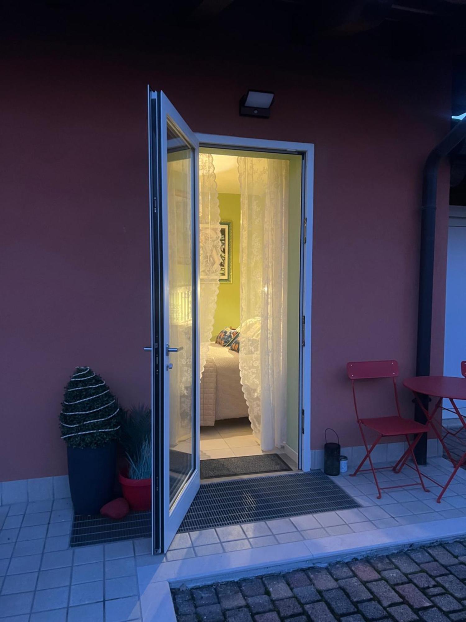B&B Casa Belvedere Тецце-суль-Брента Экстерьер фото